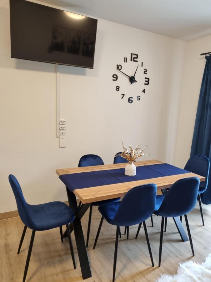 Apartamenty Jelen Pod Grapom Banska Nizna エクステリア 写真