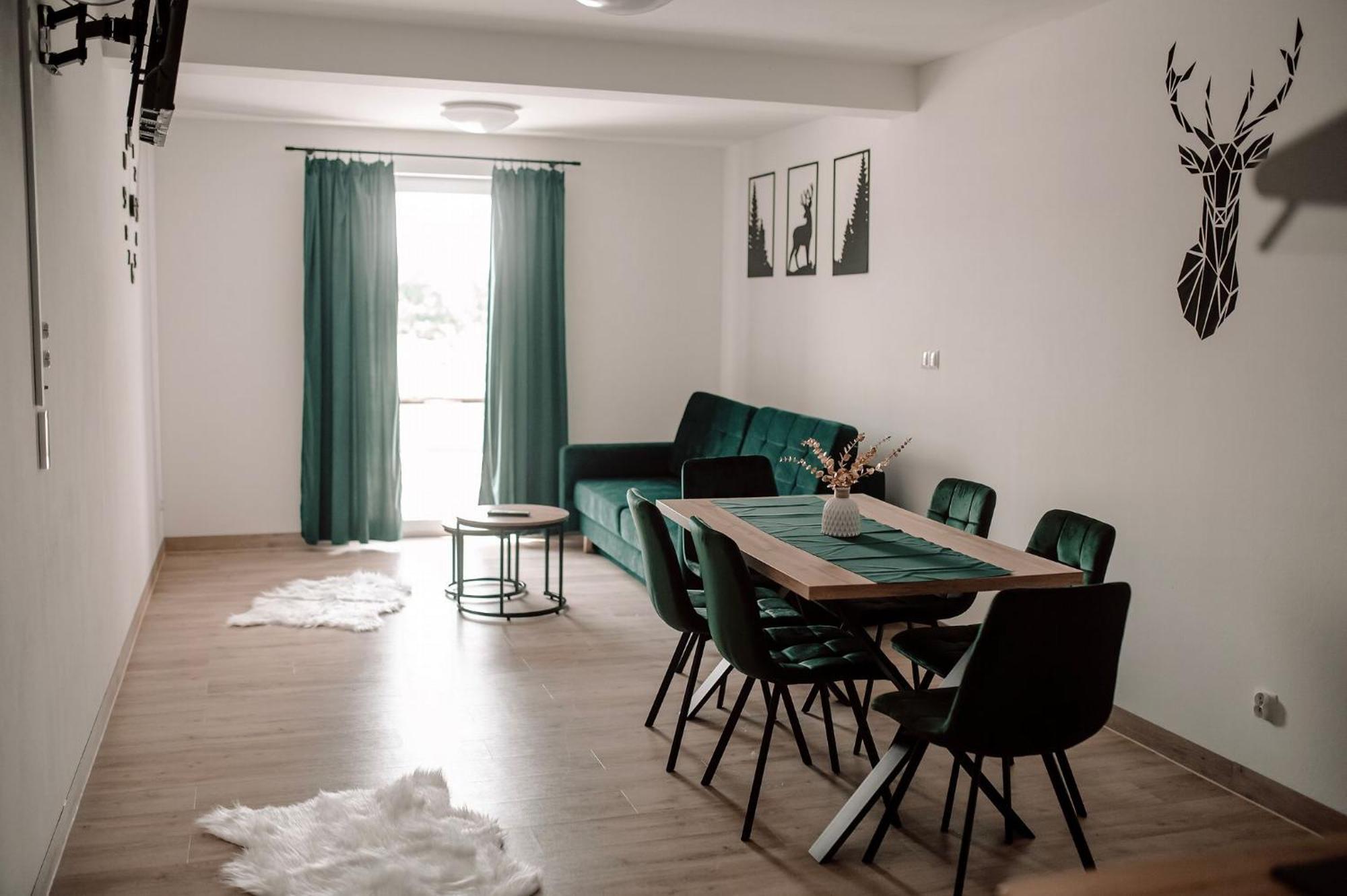 Apartamenty Jelen Pod Grapom Banska Nizna エクステリア 写真