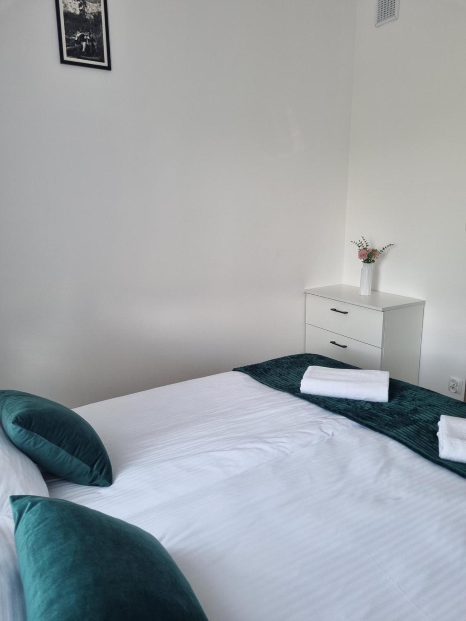 Apartamenty Jelen Pod Grapom Banska Nizna エクステリア 写真