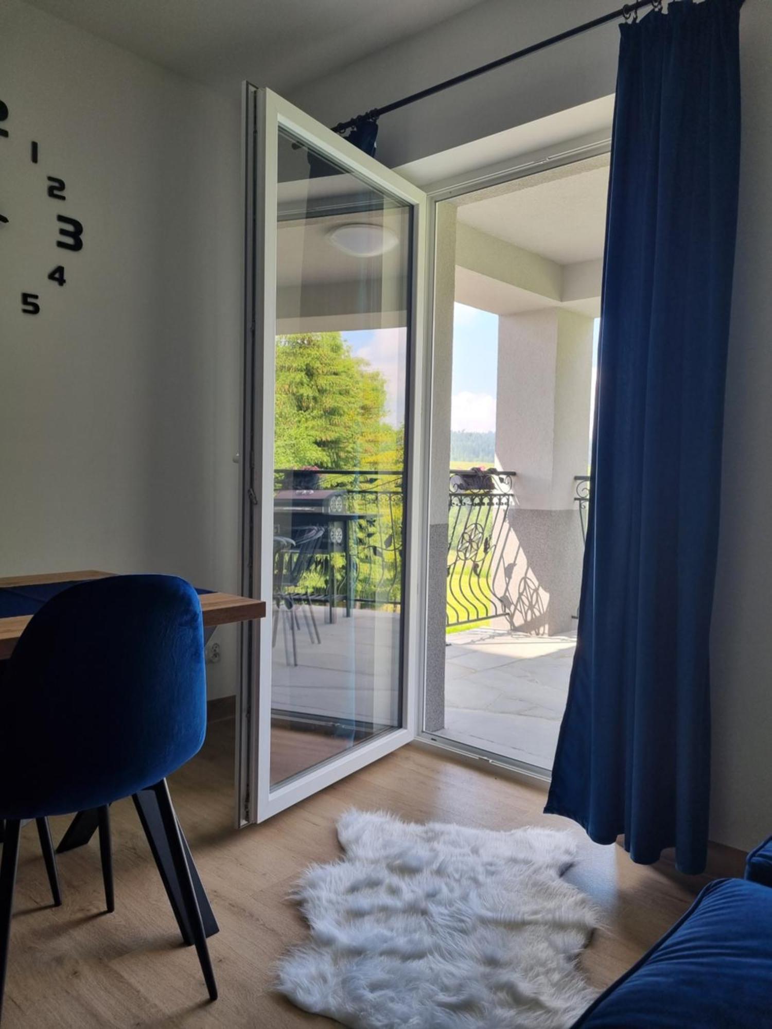 Apartamenty Jelen Pod Grapom Banska Nizna エクステリア 写真