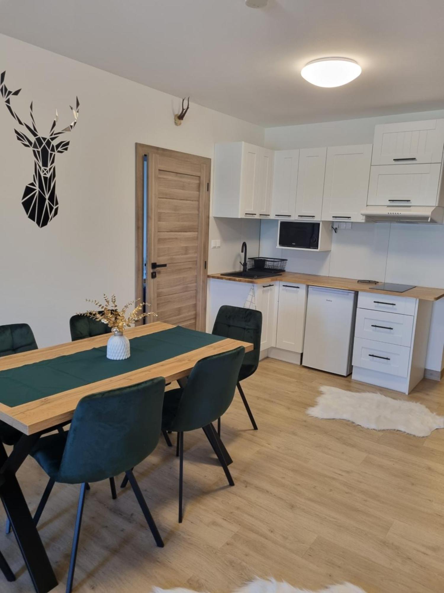 Apartamenty Jelen Pod Grapom Banska Nizna エクステリア 写真