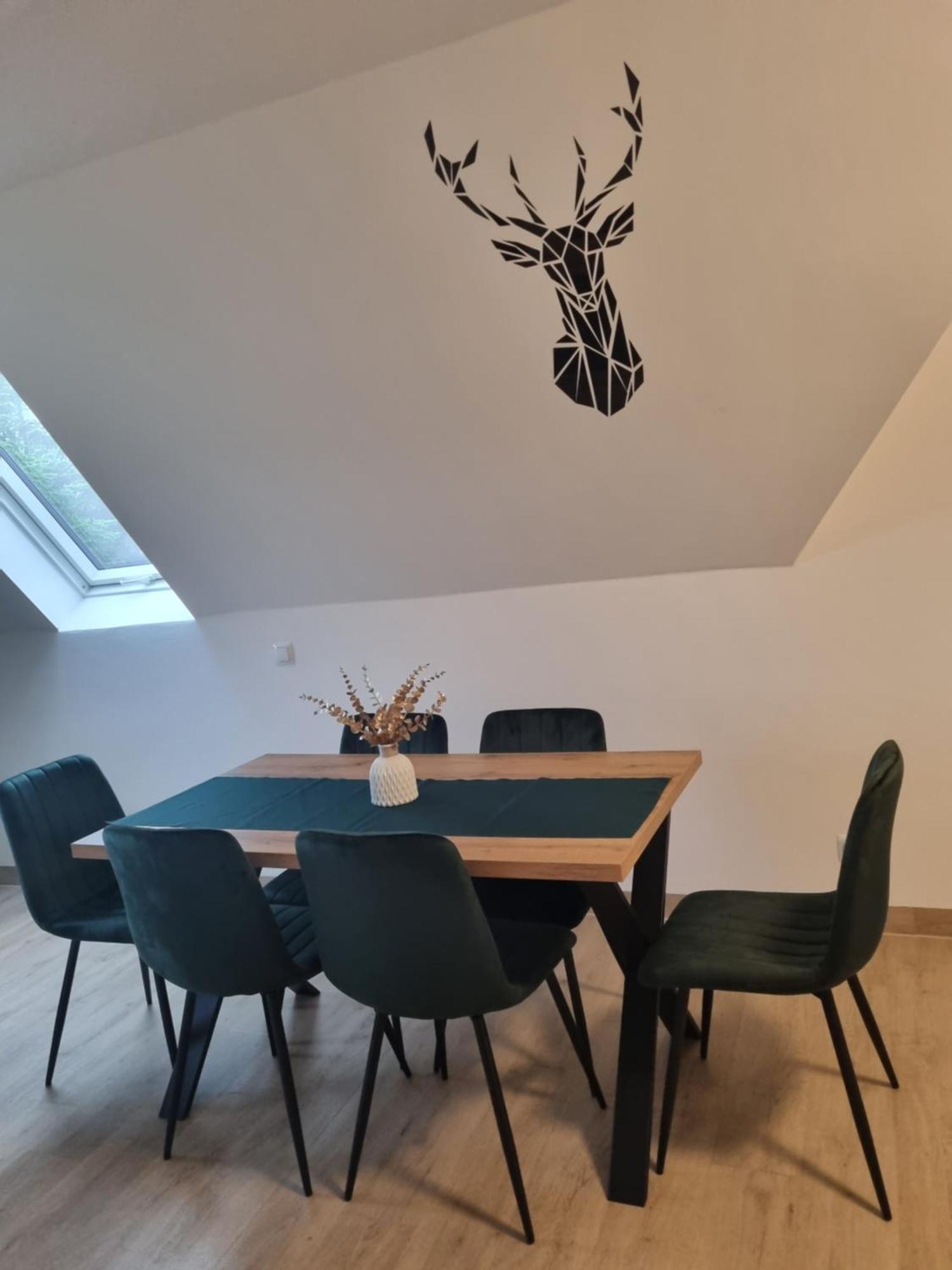 Apartamenty Jelen Pod Grapom Banska Nizna エクステリア 写真
