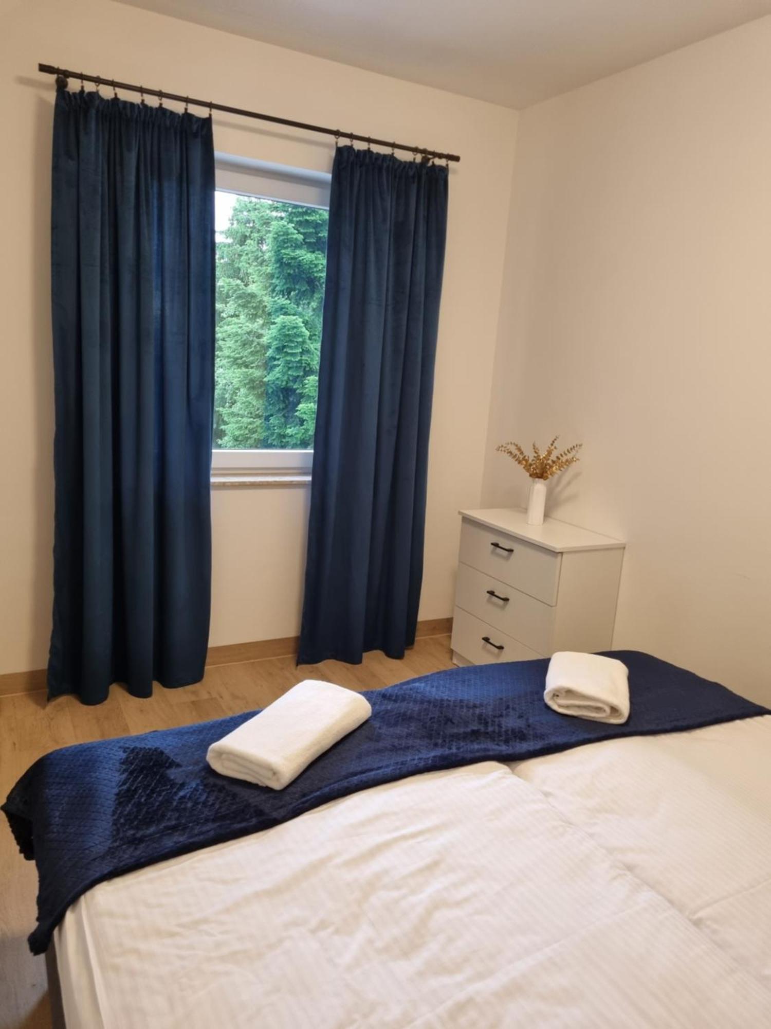 Apartamenty Jelen Pod Grapom Banska Nizna エクステリア 写真