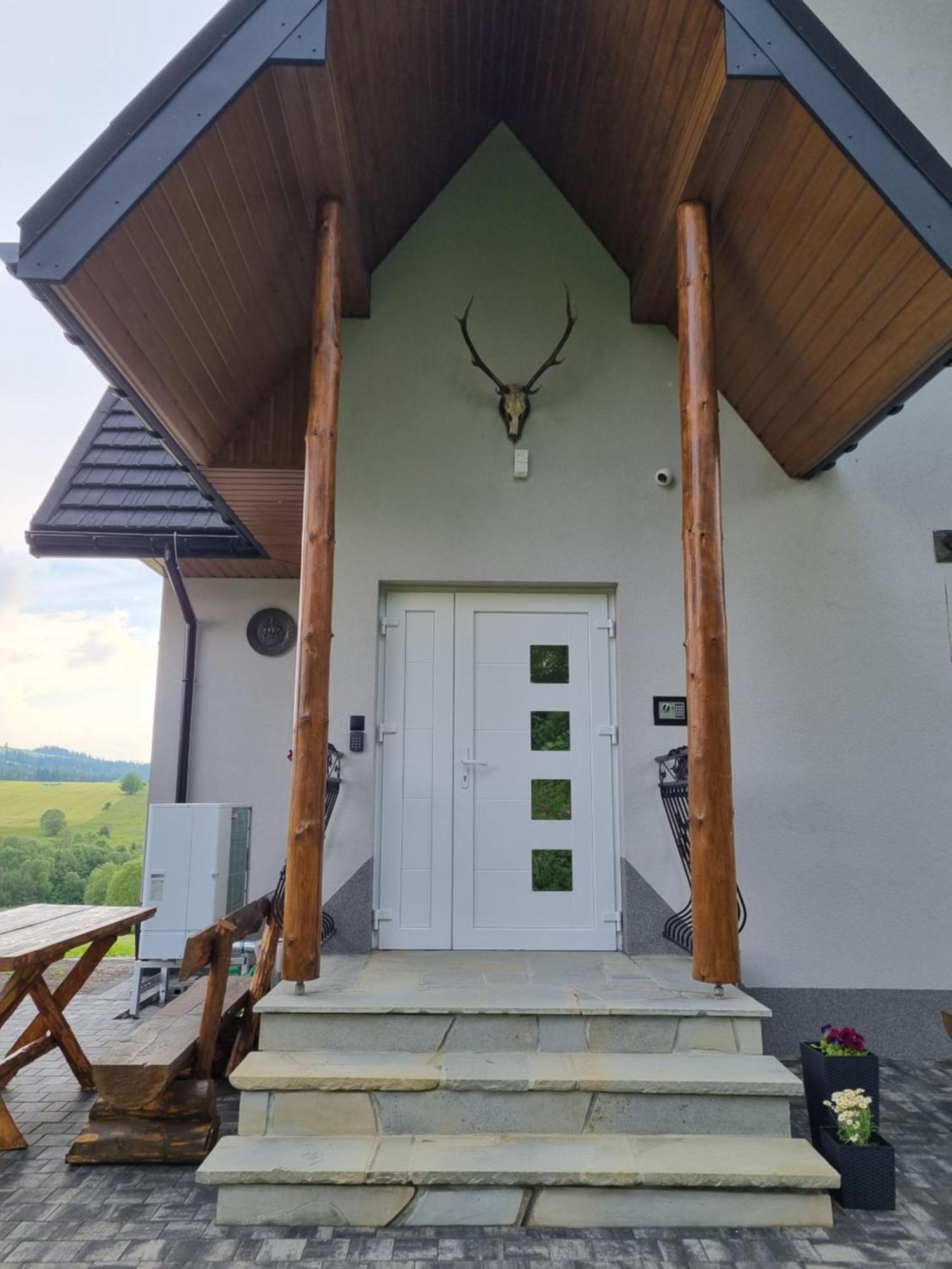 Apartamenty Jelen Pod Grapom Banska Nizna エクステリア 写真