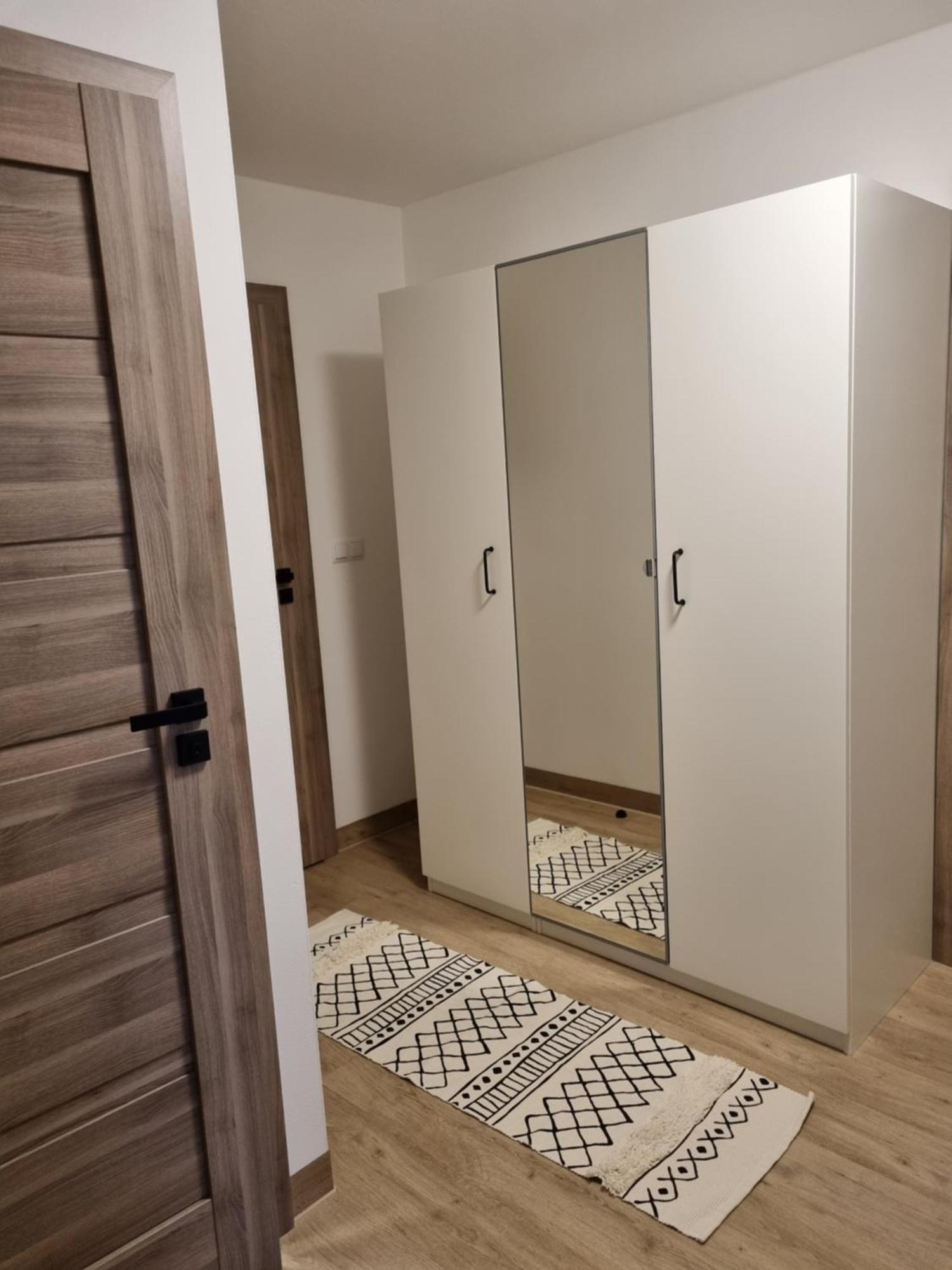 Apartamenty Jelen Pod Grapom Banska Nizna エクステリア 写真